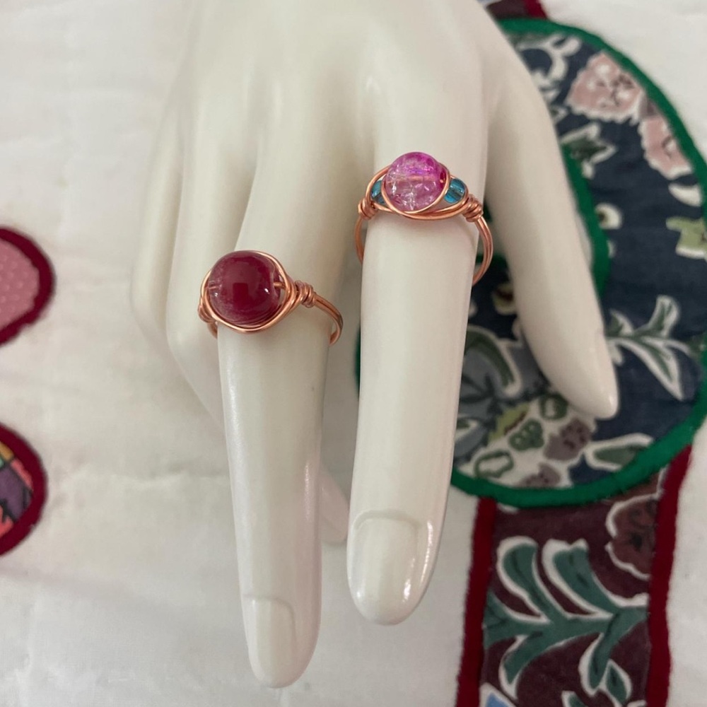 New Handmade Elegant Pink and Red Beaded Wire Rings Pair Size 7.5